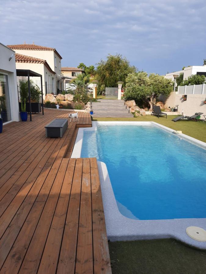 La Villa Du Saule Salles-d'Aude Luaran gambar
